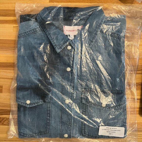 Sundry | Denim Tie Dye Long Sleeve Shirt | Star Heart Embroidery on Elbows | M - Picture 10 of 12